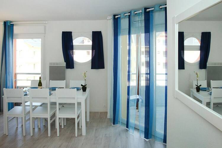 Rental apartment with yard, pool & terrace | Next to the beach | Pet-friendly — photo 3