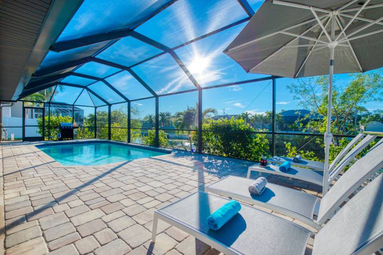 VILLA GOLFERS HAVEN – HEATED POOL WATER VIEW BOAT RENTAL TOURS VOUCHER INCL. in Cape Coral, FL