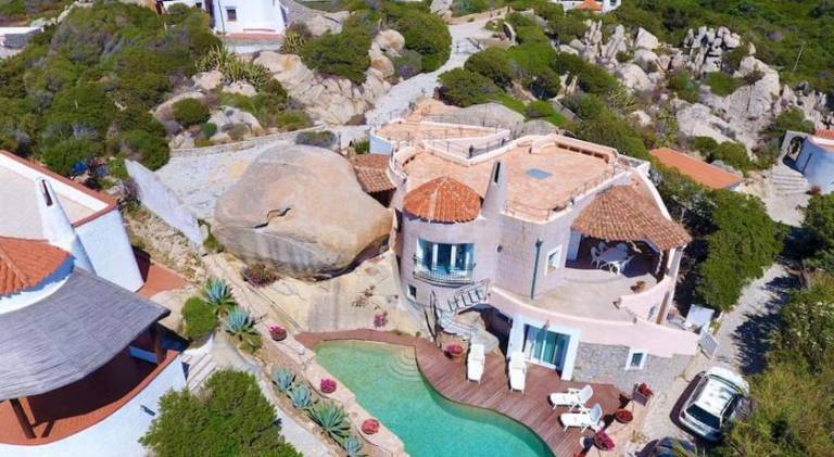 Villa with pool in Santa Teresa di Gallura