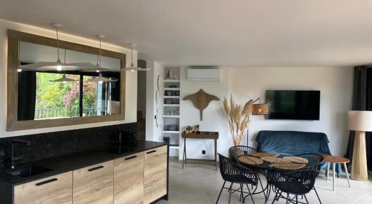 MarinesAppartement, Beach Duplex in Cogolin