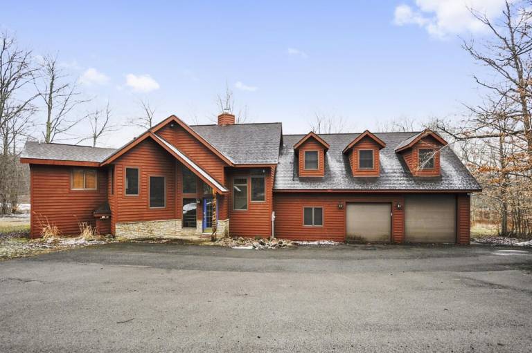 House Davis