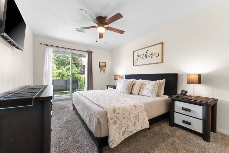 Condo with terrace | River view — photo 3