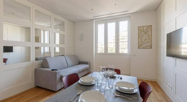 Holiday apartment | Next to Milan Cathedral in Milan, OH