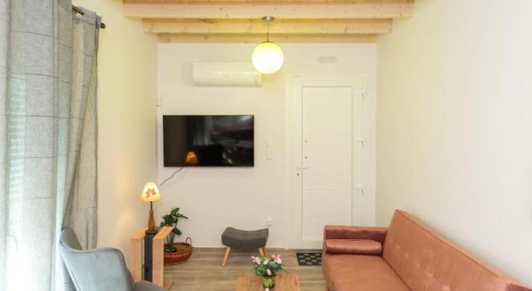 Holiday apartment with patio — photo 4
