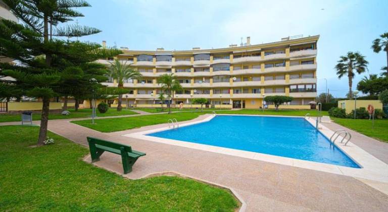 Rental apartment with pool in L'Alfas del Pi