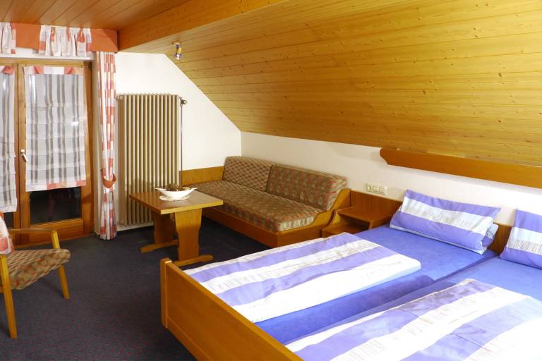 Familienzimmer mit 17 qm max f&uuml;r 3 Personen