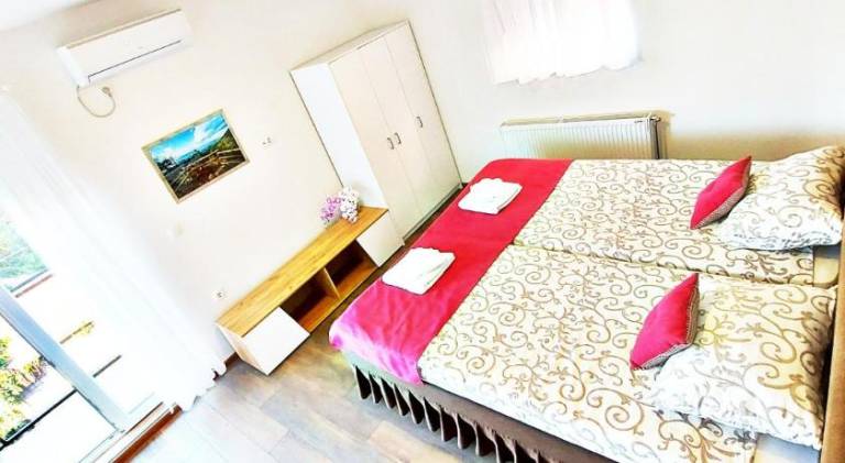 Serviced apartment with terrace | Good for workation in Belgrade