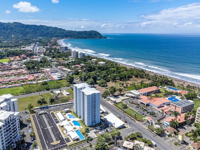 Jaco Beach, Viva Jaco, AC, HOT water, 3 Pools, BBQ, Gym, Co-Work, Games, Ranchos — photo 3