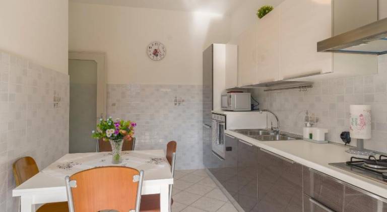 Holiday apartment with 1 room for 5 persons — photo 5