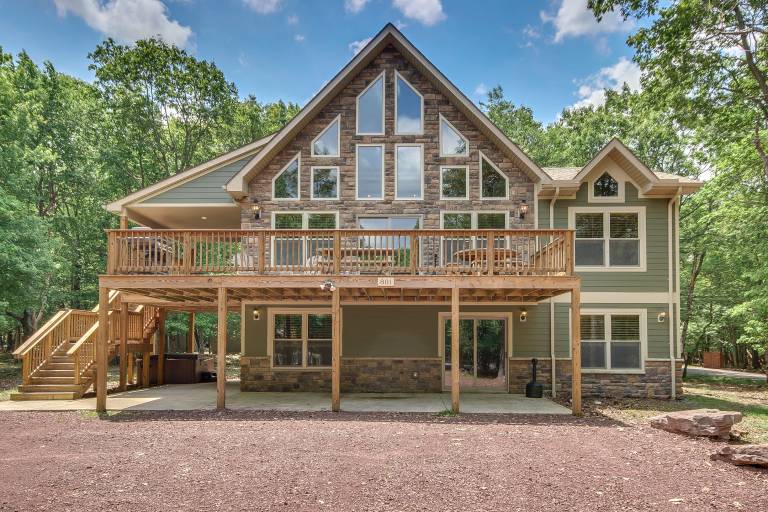 House Lake Harmony
