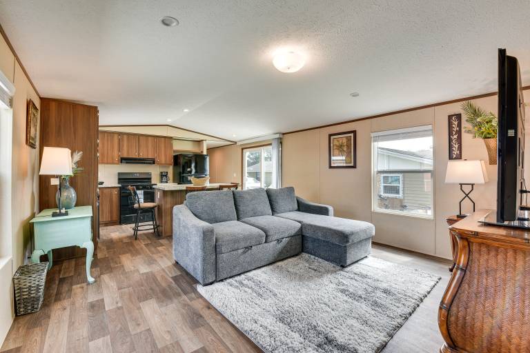 2 Mi to Ocean! Family-Friendly Emerald Coast Haven in Fort Walton Beach, FL