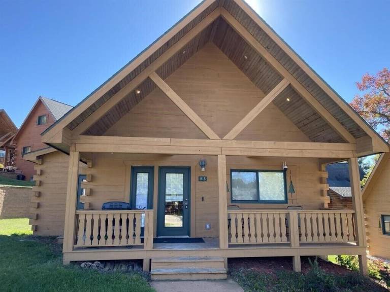 Cabin  Warrens