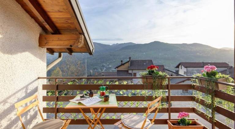 House with 1 room for 5 persons in Centro Valle Intelvi