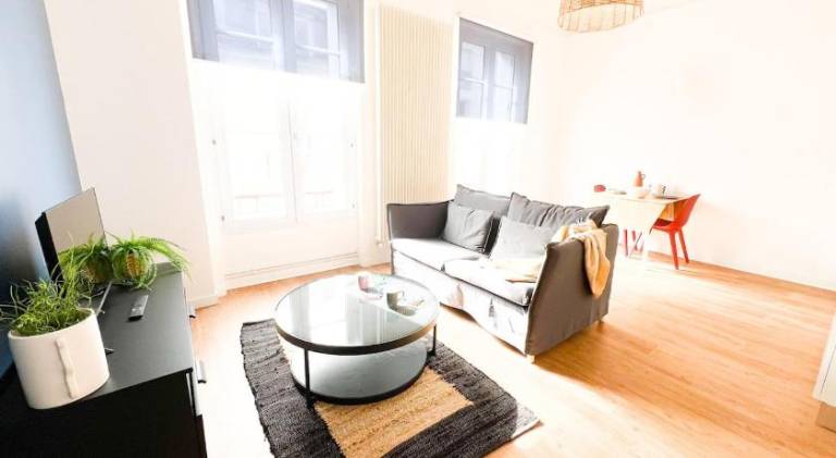Apartment with 1 room for 2 persons in Trignac