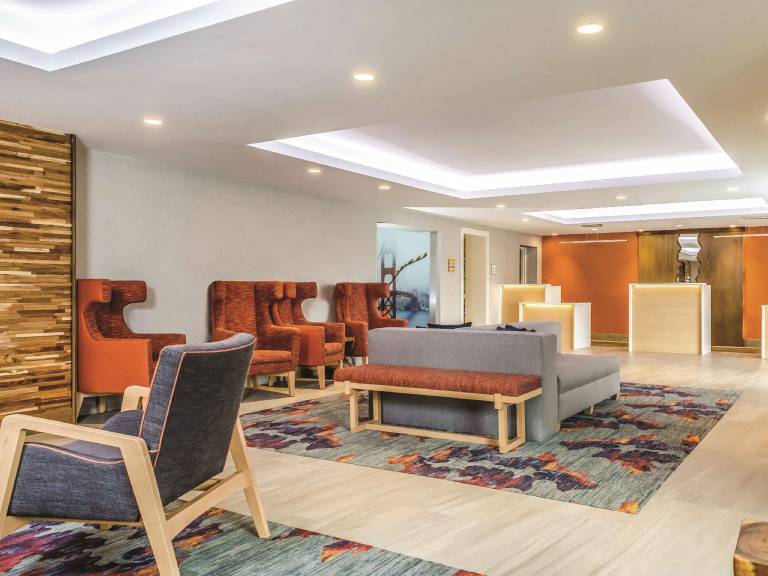 La Quinta Inn & Suites by Wyndham San Francisco Airport N — photo 5