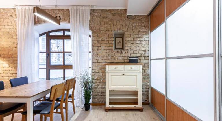 Lovely apartment | Close to Gate of Dawn | Pets are welcome — photo 2