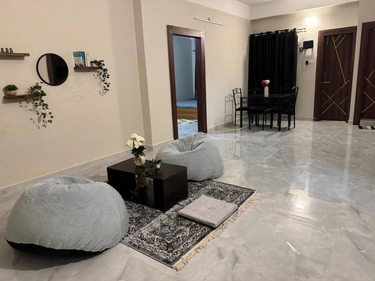 House with 2 rooms for 4 persons in Guwahati