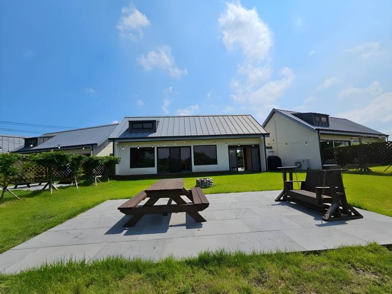 jeju jamjanun bike dokche pension