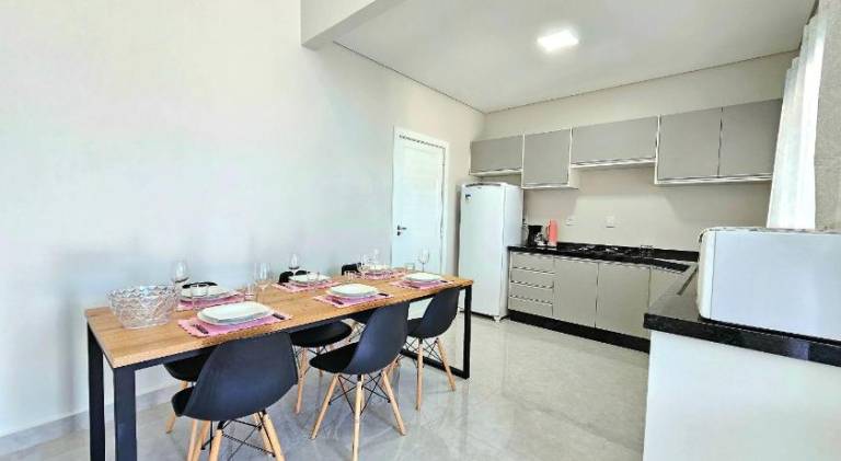 House with jacuzzi — photo 4