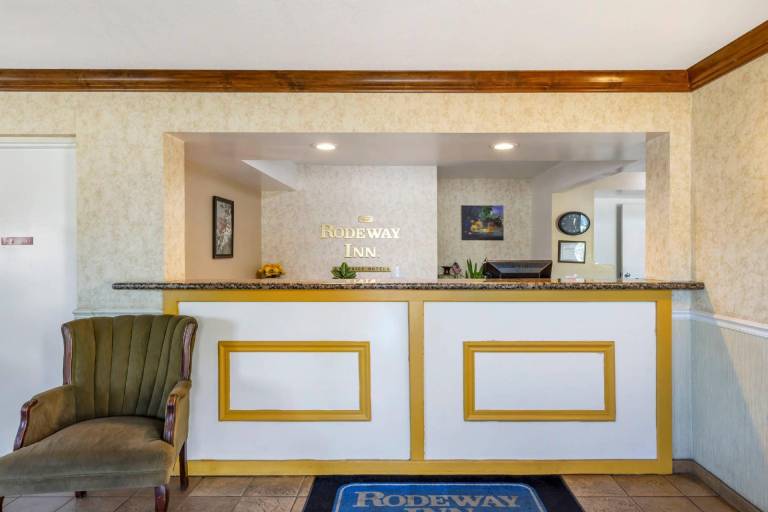 Rodeway Inn at Nevada State Capitol — photo 3