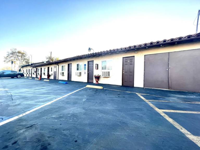 Motel Pomona