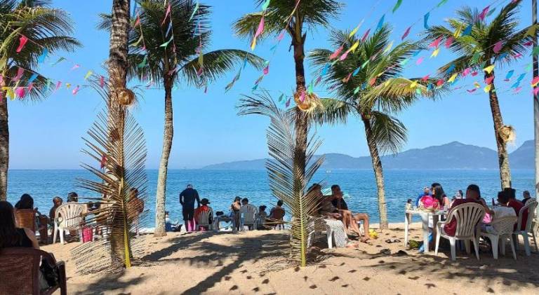 Holiday apartment with hot tub & pool | Suitable for remote work in Mangaratiba