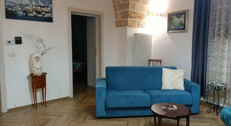 Apartment with terrace — photo 2