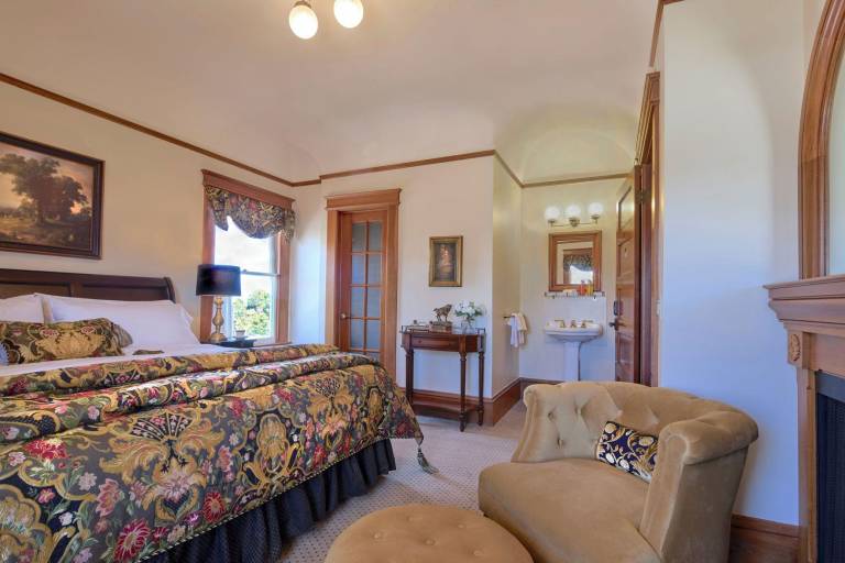 The Charles Pacific Grove - Artfully Designed Inclusive Inn — photo 2