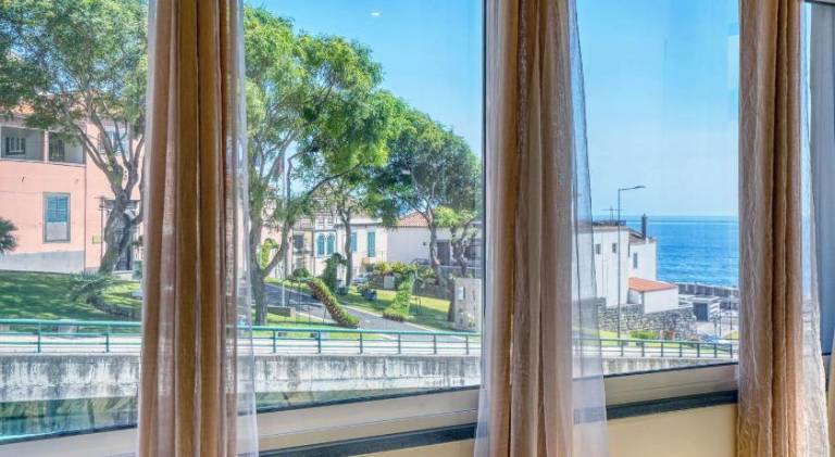 Villa with 3 rooms for 5 persons in Calheta