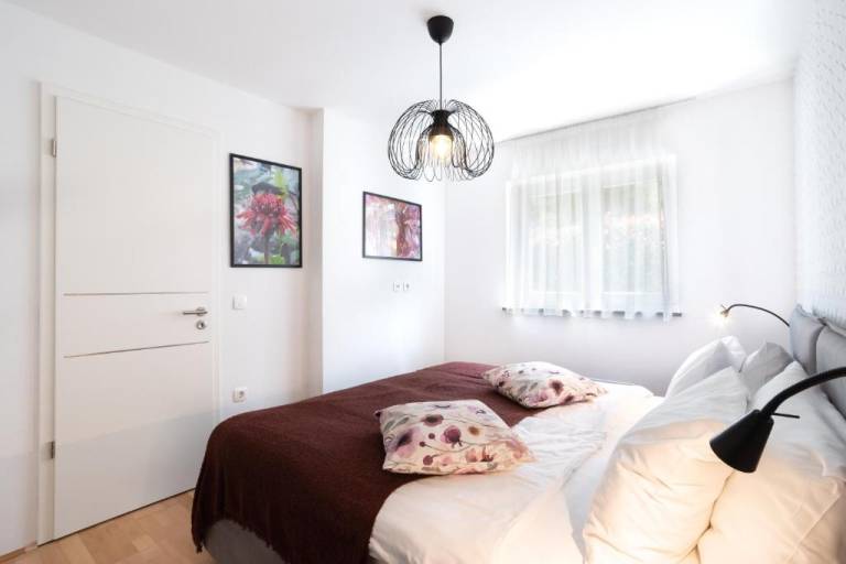 Marina Portoroz - Two Bedroom Apartment with Terrace Ammonite — photo 5