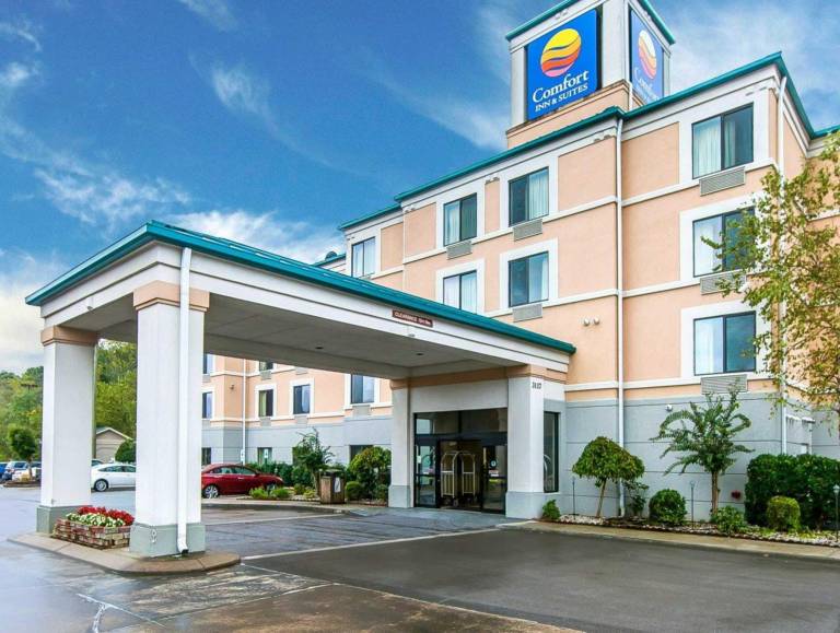 Comfort Inn & Suites Chattanooga West - Lookout Mountain in Chattanooga, TN