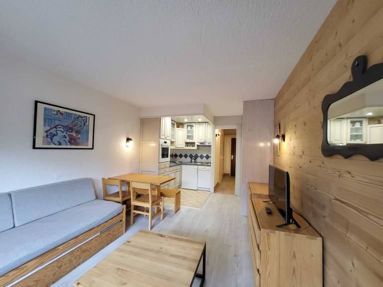 Southwest studio in Tignes, near slopes, 27 m² — photo 5