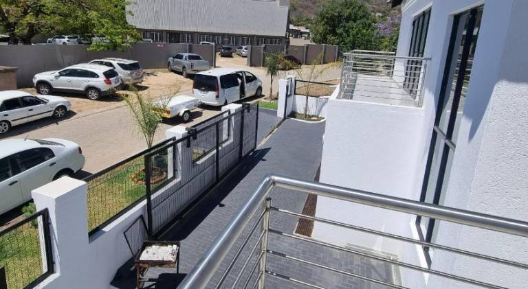 Kanyamazane Guesthouse 1214