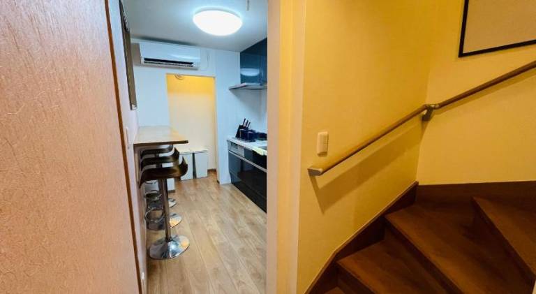 House with hot tub & terrace | Near Sensō-ji | Suitable for remote work — photo 3