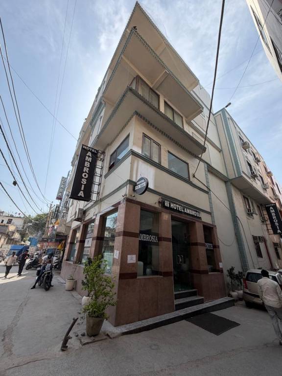 HOTEL AMBROOSIA — photo 2