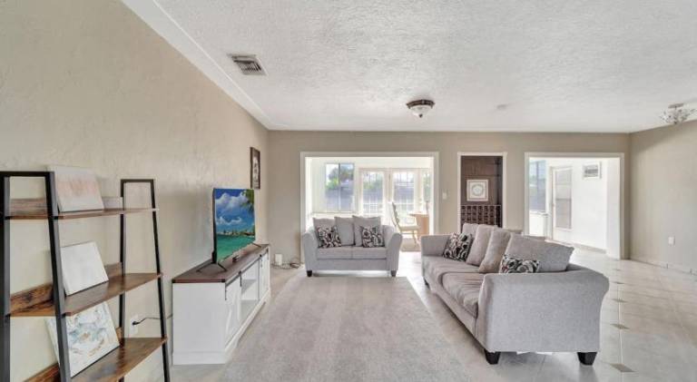 House with 1 room for 3 persons — photo 3