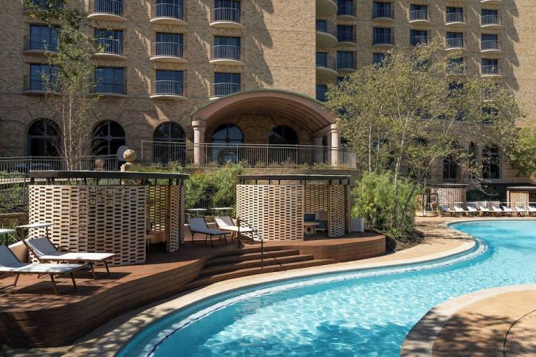 Resort  Lakeside Landing