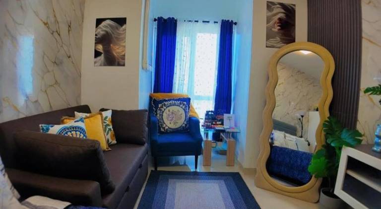 Holiday apartment with pool in Quezon City