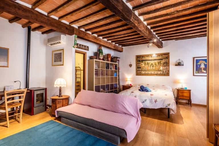 Apartment 'In The Medieval Village' with Wi-Fi and Air Conditioning — photo 3