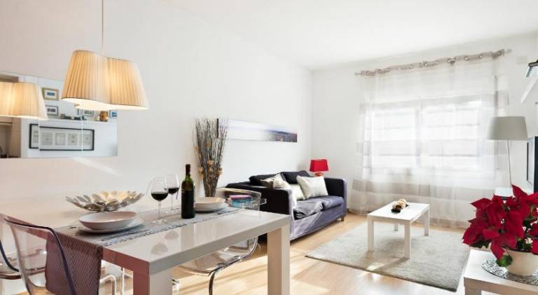 Apartment | Next to Casa Milà in Barcelona