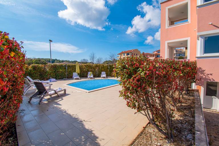 Apartment with pool | Sea view — photo 5