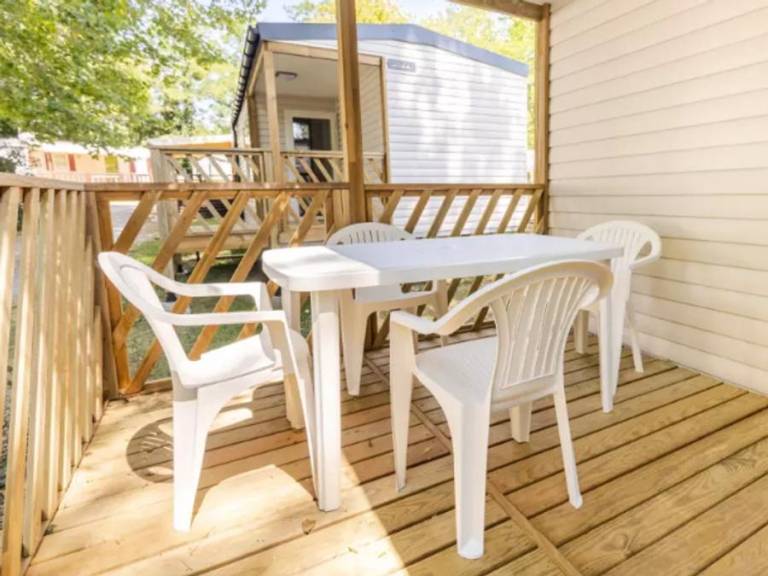 Mobile home with patio & heated pool — photo 5