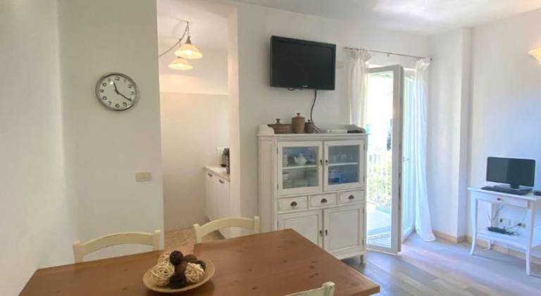 Apartment with patio | Suitable for remote work — photo 3