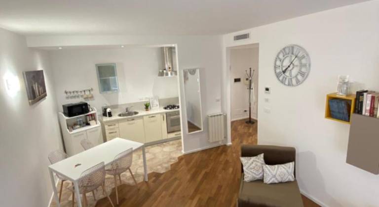 Rental apartment with 1 room for 4 persons in Bordighera
