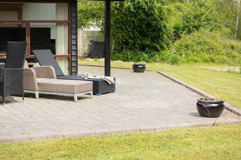 Fully equipped vacation home with patio, hot tub & barbeque | Pets are welcome — photo 3