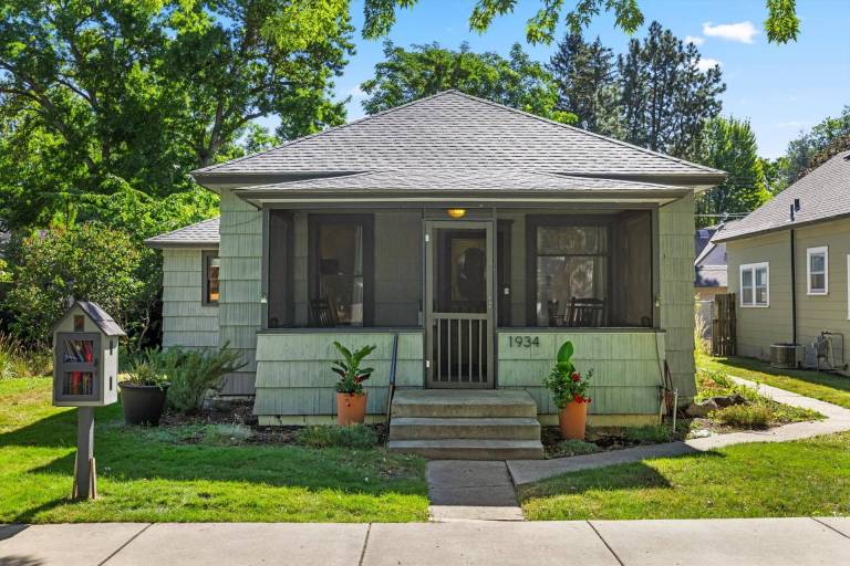 Vacation home with barbecue in Boise, ID