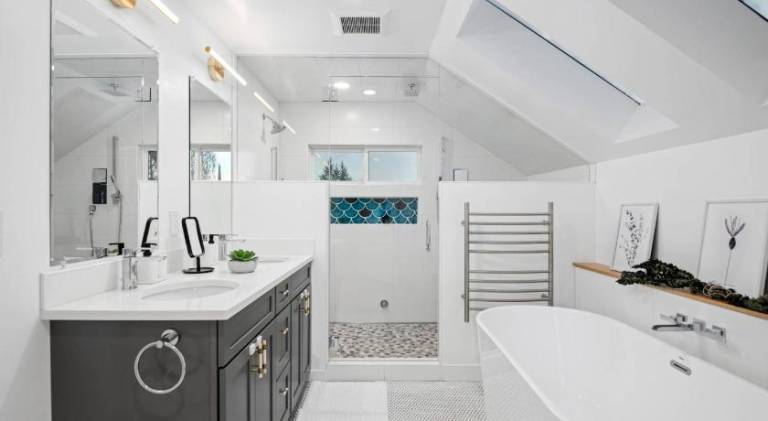 Vacation home with jacuzzi | Pet-friendly — photo 2