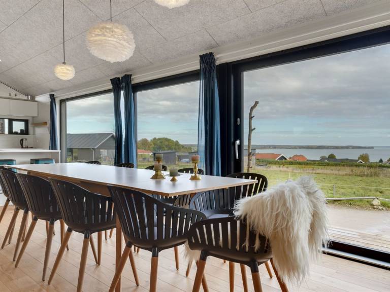 Children-friendly wonderful vacation home with hot tub, sauna & terrace | Sea view | Pets are welcome — photo 2