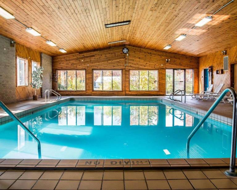 Quality Inn & Suites Munising — photo 3