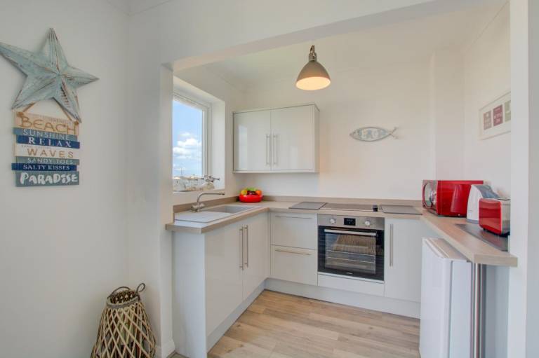 Rental apartment with 2 rooms for 4 persons — photo 4